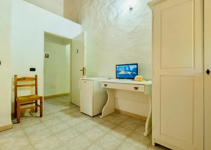 Il Paradiso * Iglesias